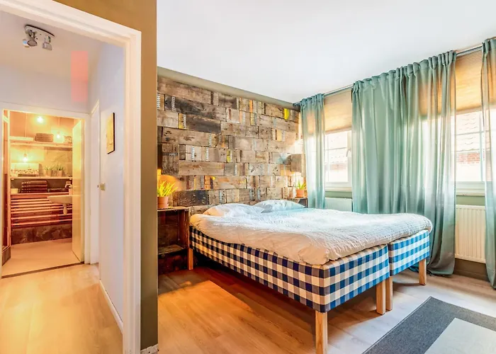 Wieler Wellness Huuske With Private Sauna * Spaubeek